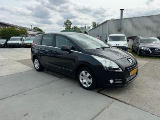 Peugeot 5008 1.6 THP ST 7 pers. picture 2