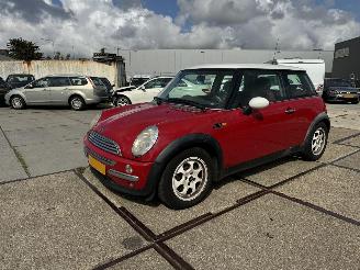 Vrakbiler auto Mini Cooper 1.6 PEPPER 2001/8