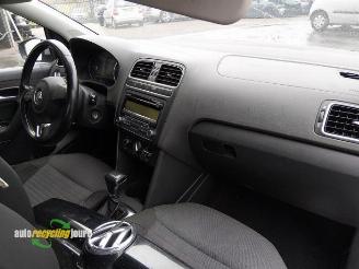 Volkswagen Polo Polo V (6R), Hatchback, 2009 / 2017 1.6 TDI 16V 90 picture 29