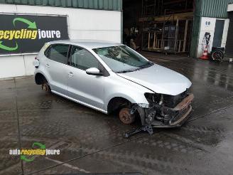 Volkswagen Polo Polo V (6R), Hatchback, 2009 / 2017 1.6 TDI 16V 90 picture 8