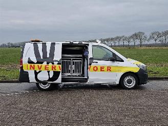 Mercedes Vito 111 picture 13