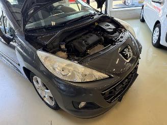 Peugeot 207 1.6 CLIMA - NAVI picture 22