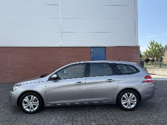 Peugeot 308 1.6 BlueHDI 88kw Clima - Navi picture 11
