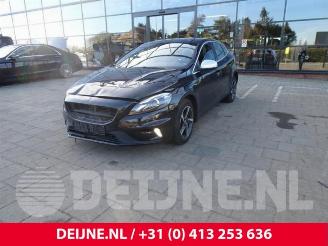 Volvo V-40 V40 (MV), Hatchback 5-drs, 2012 / 2019 2.0 D2 16V picture 3