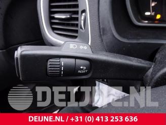 Volvo V-40 V40 (MV), Hatchback 5-drs, 2012 / 2019 1.6 D2 picture 17