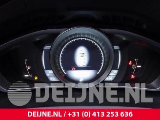 Volvo V-40 V40 (MV), Hatchback 5-drs, 2012 / 2019 1.6 D2 picture 19