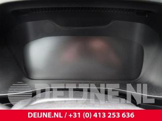 Volvo XC40 XC40 (XZ), SUV, 2017 1.5 T2 12V picture 25