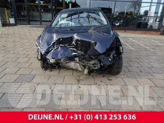 Volvo V-40 V40 (MV), Hatchback 5-drs, 2012 / 2019 2.0 D2 16V picture 2