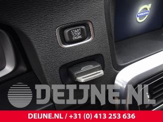 Volvo V-60 V60 I (FW/GW), Combi, 2010 / 2018 2.0 D2 16V picture 21