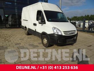 Vrakbiler auto Iveco Daily New Daily IV, Van, 2006 / 2011 40C12V, 40C12V/P 2008/1