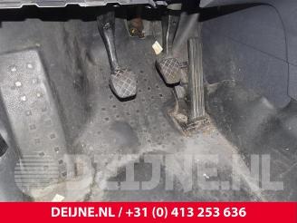 Volkswagen Caddy Caddy III (2KA,2KH,2CA,2CH), Van, 2004 / 2015 1.6 TDI 16V picture 23