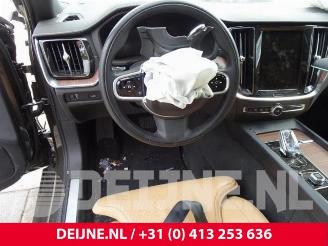 Volvo V-60 V60 II (ZW), Combi, 2018 2.0 B3 16V Mild Hybrid Geartronic picture 23