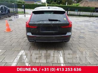 Volvo V-60 V60 II (ZW), Combi, 2018 2.0 B3 16V Mild Hybrid Geartronic picture 6