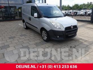 krockskadad bil auto Fiat Doblo Doblo Cargo (263), Van, 2010 1.6 D Multijet 2012/2