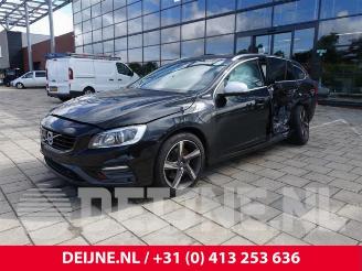 Volvo V-60 V60 I (FW/GW), Combi, 2010 / 2018 2.4 D6 20V AWD Twin Engine Plug-in Hybrid picture 3