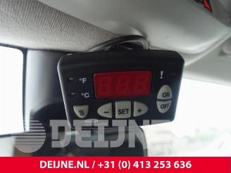 Peugeot Expert Expert (V1/VA/VB/VE/VF/VT/VY), Van, 2016 2.0 Blue HDi 180 16V picture 26