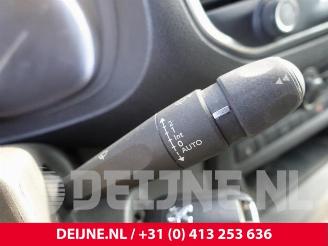 Peugeot Expert Expert (VA/VB/VE/VF/VY), Van, 2016 2.0 Blue HDi 150 16V picture 31