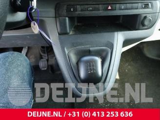 Peugeot Expert Expert (VA/VB/VE/VF/VY), Van, 2016 1.6 Blue HDi 115 picture 32