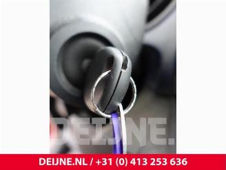 Opel Vivaro Vivaro, Van, 2014 / 2019 1.6 CDTI BiTurbo 120 picture 24