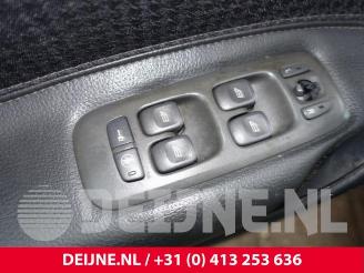 Volvo V-70 V70 (SW), Combi, 1999 / 2008 2.4 20V 170 picture 17