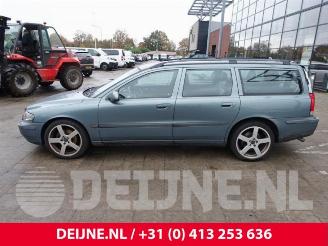 Volvo V-70 V70 (SW), Combi, 1999 / 2008 2.4 20V 170 picture 4
