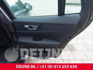 Volvo V-60 V60 II (ZW), Combi, 2018 2.0 B3 16V Mild Hybrid picture 29