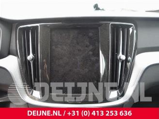 Volvo V-60 V60 II (ZW), Combi, 2018 2.0 B3 16V Mild Hybrid Geartronic picture 19