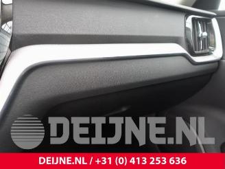 Volvo V-60 V60 II (ZW), Combi, 2018 2.0 B3 16V Mild Hybrid Geartronic picture 24