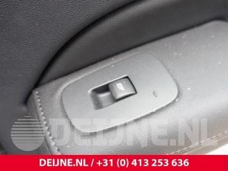 Volvo V-60 V60 II (ZW), Combi, 2018 2.0 B3 16V Mild Hybrid Geartronic picture 26