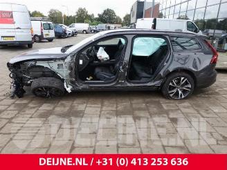 Volvo V-60 V60 II (ZW), Combi, 2018 2.0 B3 16V Mild Hybrid Geartronic picture 4