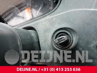 Mercedes Vito Vito (639.6), Van, 2003 / 2014 2.2 109 CDI 16V picture 27