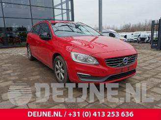 rozbiórka samochody osobowe Volvo V-60 V60 I (FW/GW), Combi, 2010 / 2018 2.0 D3 20V 2014/3