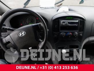 Hyundai H-300 H-300, Van, 2008 2.5 CRDi picture 28