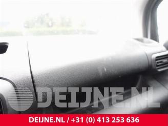 Toyota ProAce ProAce City, Van, 2019 1.2 VVT-i 110 picture 31