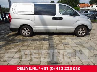 Hyundai H-300 H-300, Van, 2008 2.5 CRDi picture 8