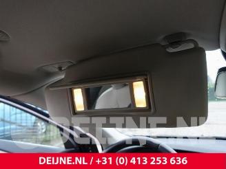 Volvo V-40 V40 (MV), Hatchback 5-drs, 2012 / 2019 1.6 D2 picture 23