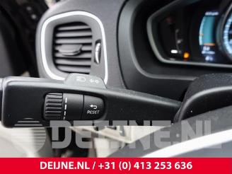 Volvo V-40 V40 (MV), Hatchback 5-drs, 2012 / 2019 1.6 D2 picture 32
