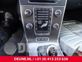 Volvo V-60 V60 I (FW/GW), Combi, 2010 / 2018 2.4 D6 20V Plug-in Hybrid AWD picture 34