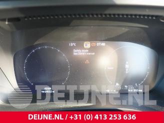 Volvo XC40 XC40 (XZ), SUV, 2017 1.5 T4 Plug-in Hybrid 12V picture 28