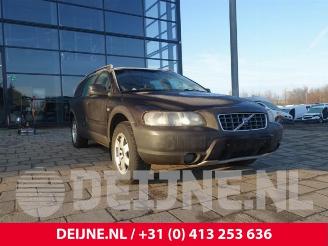 Vrakbiler auto Volvo Xc-70 XC70 (SZ), SUV, 2000 / 2007 XC70 2.4 T 20V 2001/3