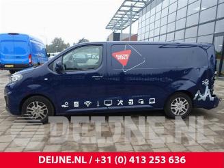 Peugeot Expert Expert (VA/VB/VE/VF/VY), Van, 2016 2.0 Blue HDi 120 16V picture 4
