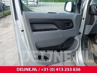 Peugeot Expert Expert (VA/VB/VE/VF/VY), Van, 2016 2.0 Blue HDi 120 16V picture 18