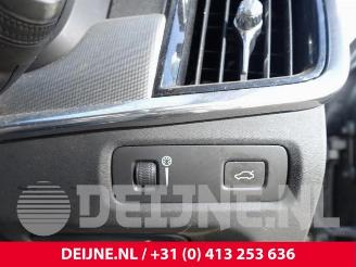 Volvo S-90 S90 II, Sedan, 2016 2.0 D5 16V AWD picture 32