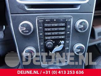 Volvo V-60 V60 I (FW/GW), Combi, 2010 / 2018 2.0 D3 20V picture 32