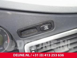 Volvo V-70 V70 (BW), Combi, 2007 / 2016 2.0 D 16V picture 32