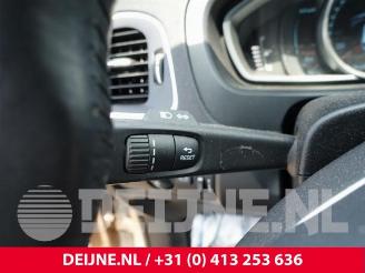 Volvo V-40 V40 (MV), Hatchback 5-drs, 2012 / 2019 1.6 D2 picture 21