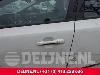 Volvo V-40 V40 (MV), Hatchback 5-drs, 2012 / 2019 2.0 D4 16V picture 13