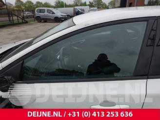 Volvo V-40 V40 (MV), Hatchback 5-drs, 2012 / 2019 2.0 D4 16V picture 14