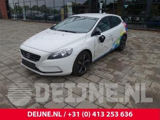 Volvo V-40 V40 (MV), Hatchback 5-drs, 2012 / 2019 2.0 D4 16V picture 3