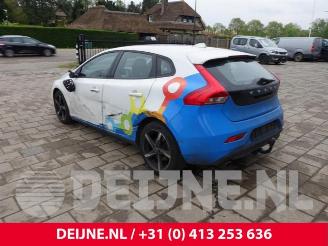 Volvo V-40 V40 (MV), Hatchback 5-drs, 2012 / 2019 2.0 D4 16V picture 5